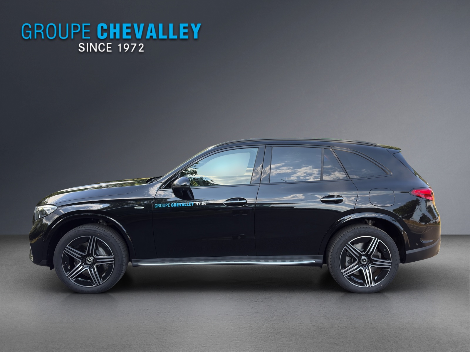 MERCEDES-BENZ GLC 400 e 4Matic EQ Star 9G-Tronic-showroom-element-2
