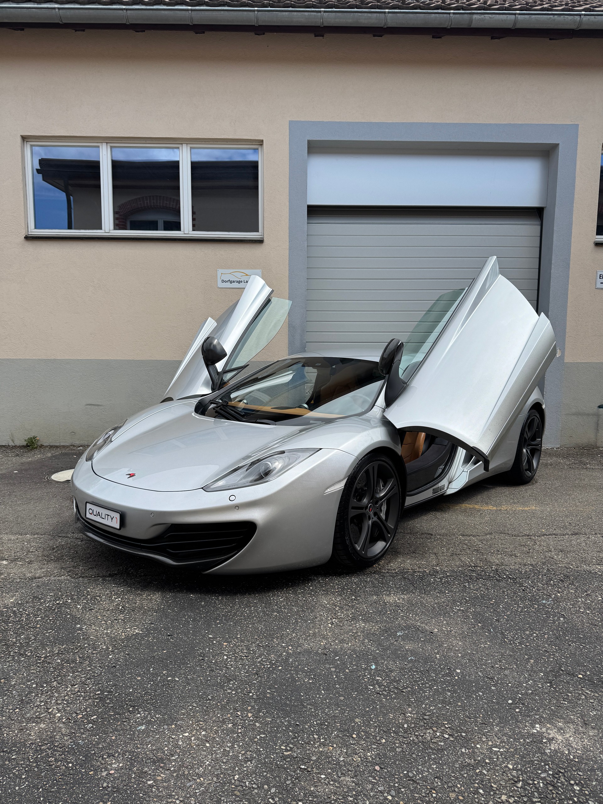 McLAREN MP4-12C Coupé 3.8 V8 SSG (CH)