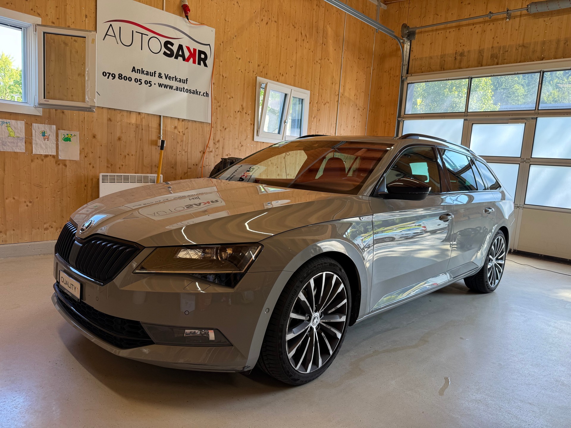 SKODA Superb Combi 2.0 TSI SportLine+ DSG 4x4