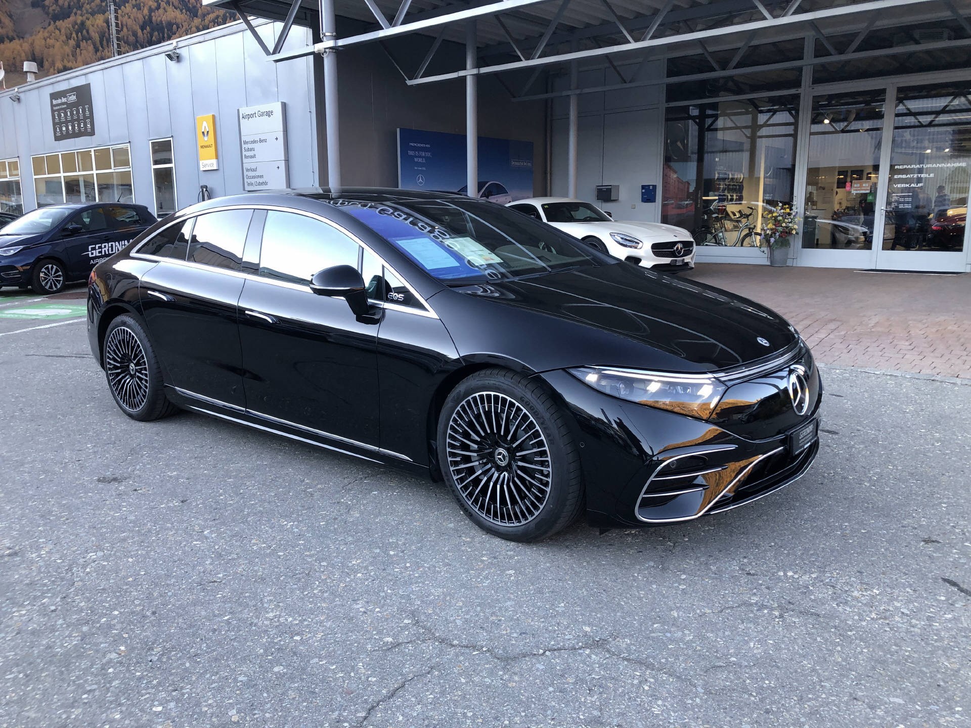 MERCEDES-BENZ EQS 580 AMG Line 4matic-showroom-element-1