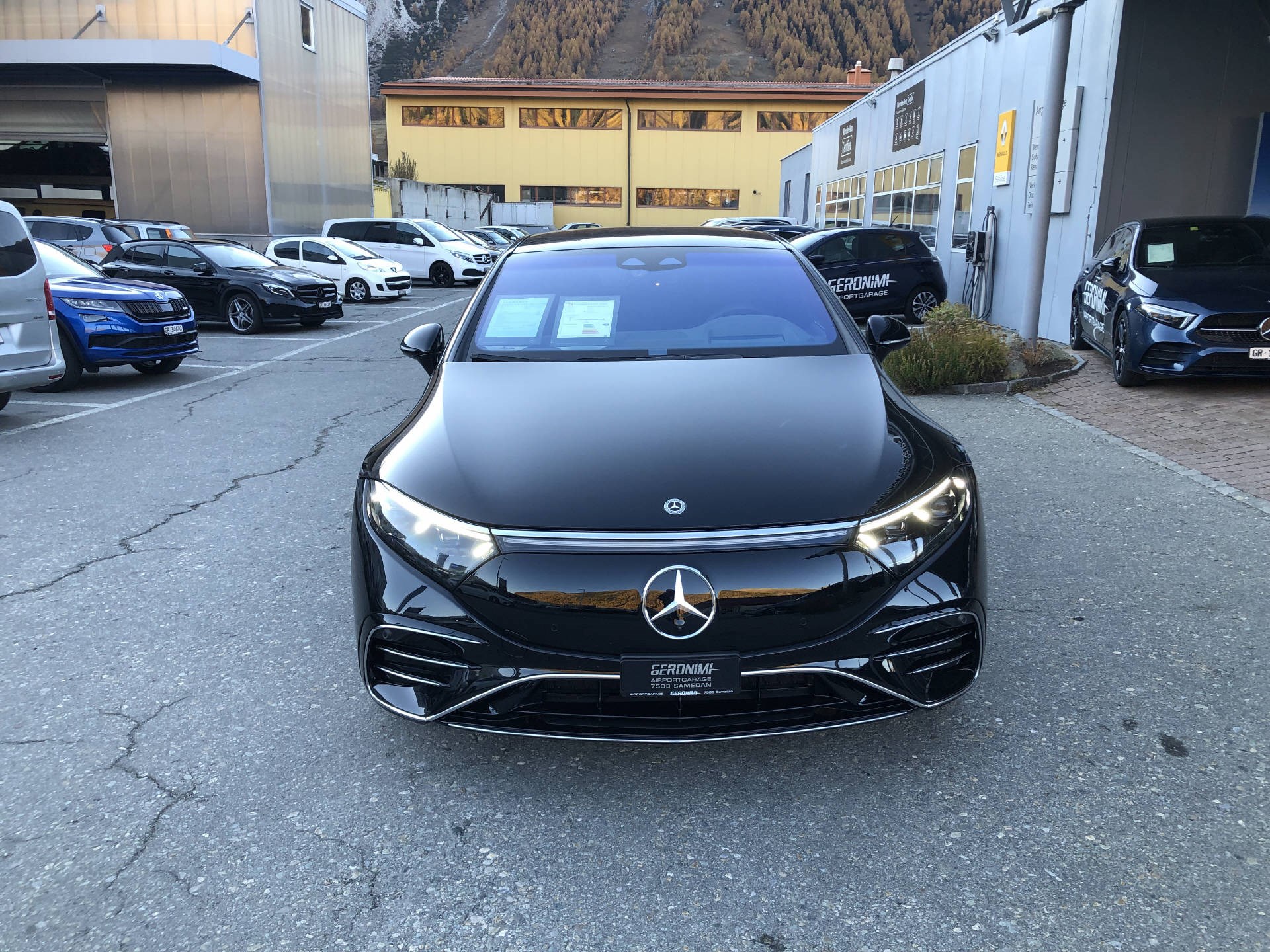 MERCEDES-BENZ EQS 580 AMG Line 4matic-showroom-element-2