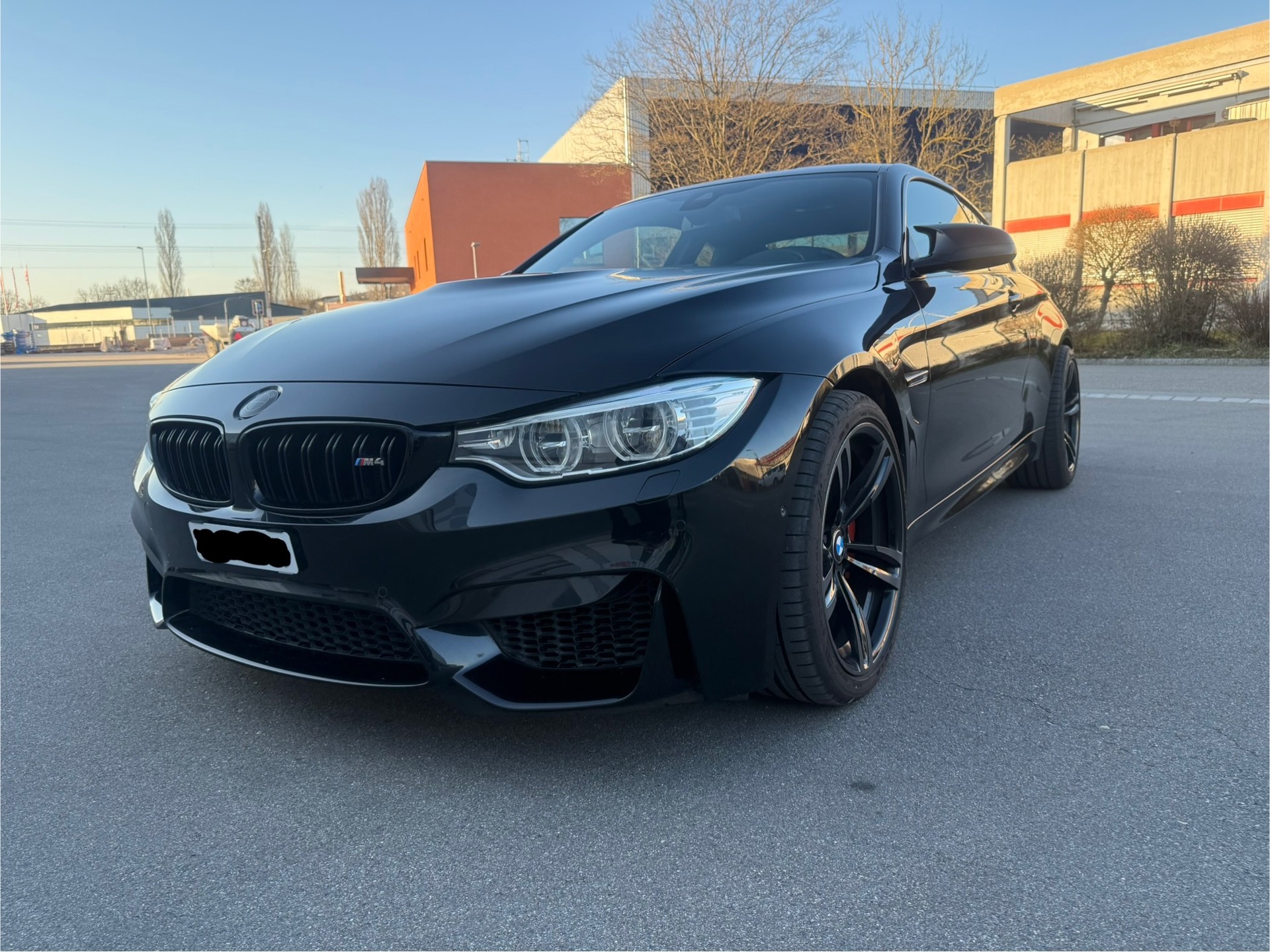 BMW M4 Coupé DKG