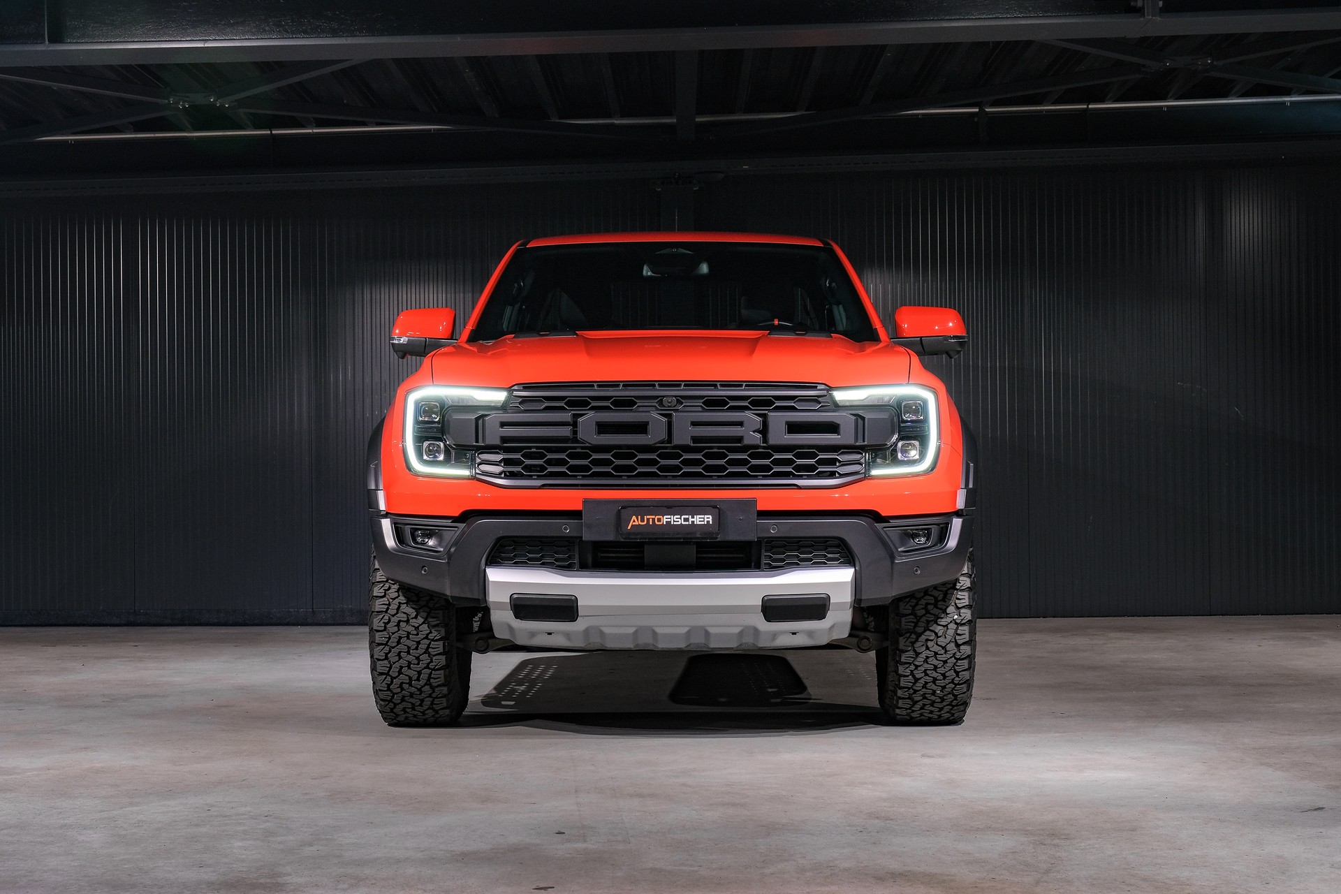 FORD Ranger Raptor 3.0 V6 Eco-Boost-showroom-element-3