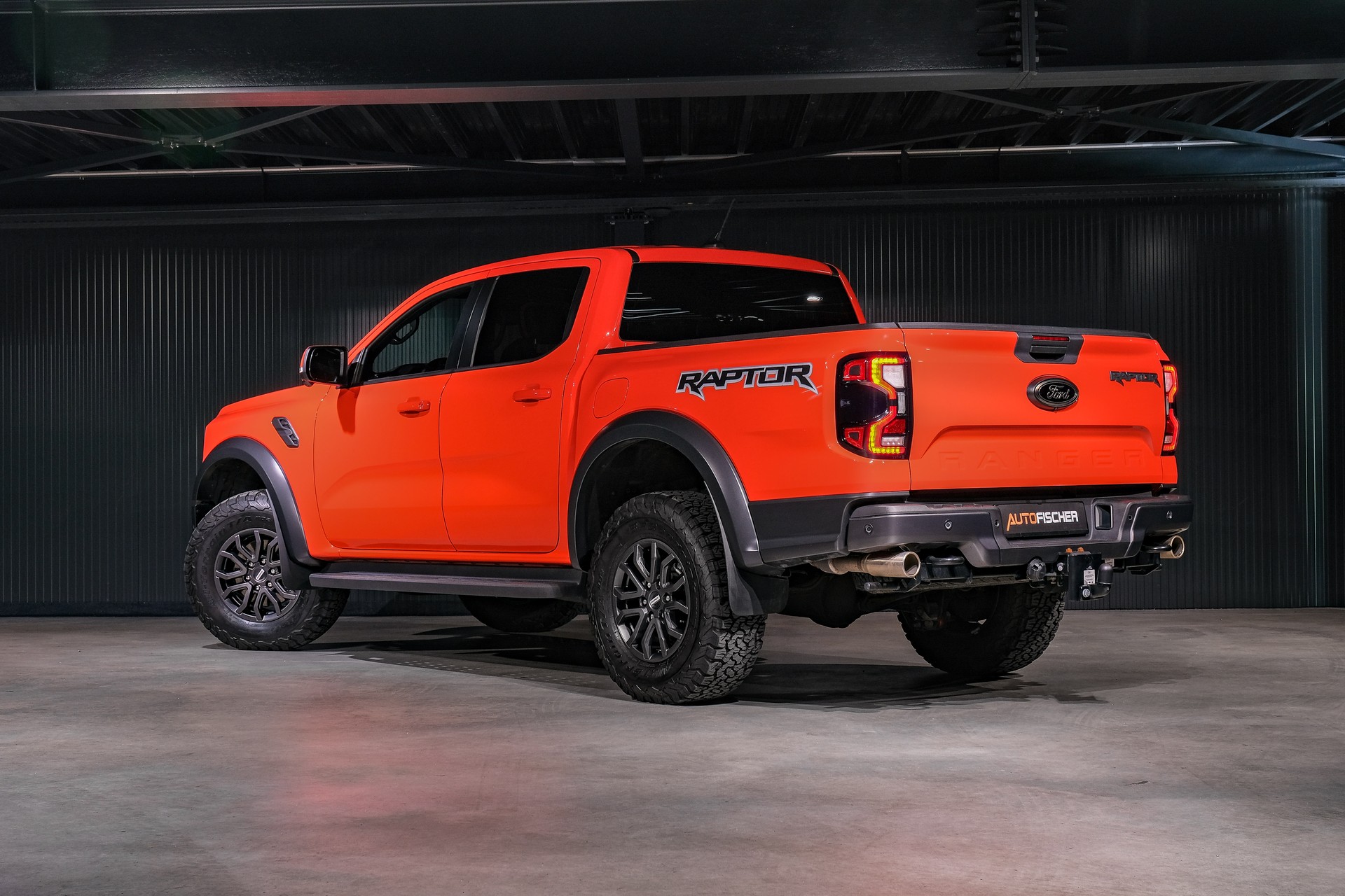 FORD Ranger Raptor 3.0 V6 Eco-Boost-showroom-element-2
