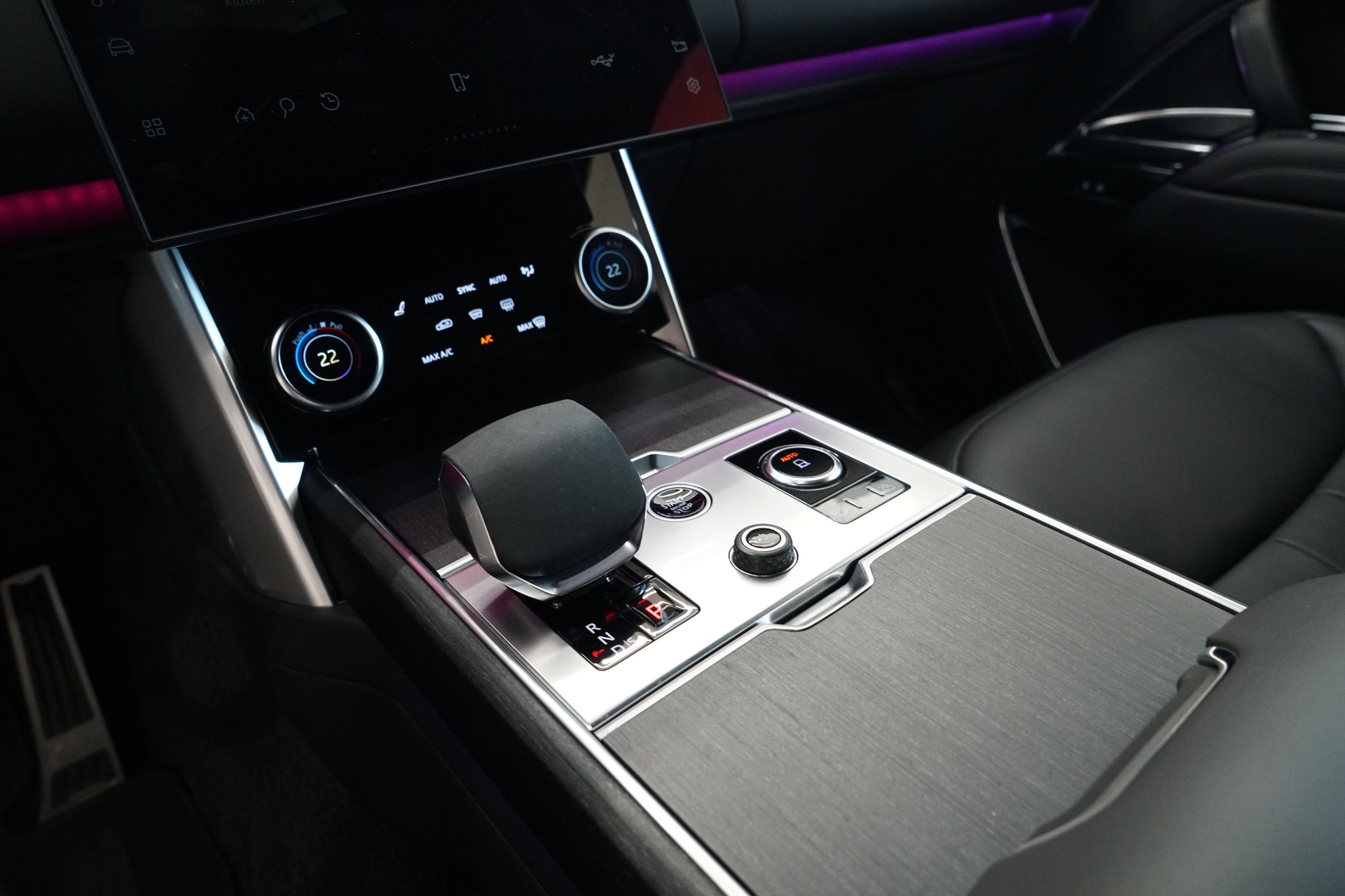 LAND ROVER Range Rover D350 3.0D I6 MHEV HSE Automatic-image-16