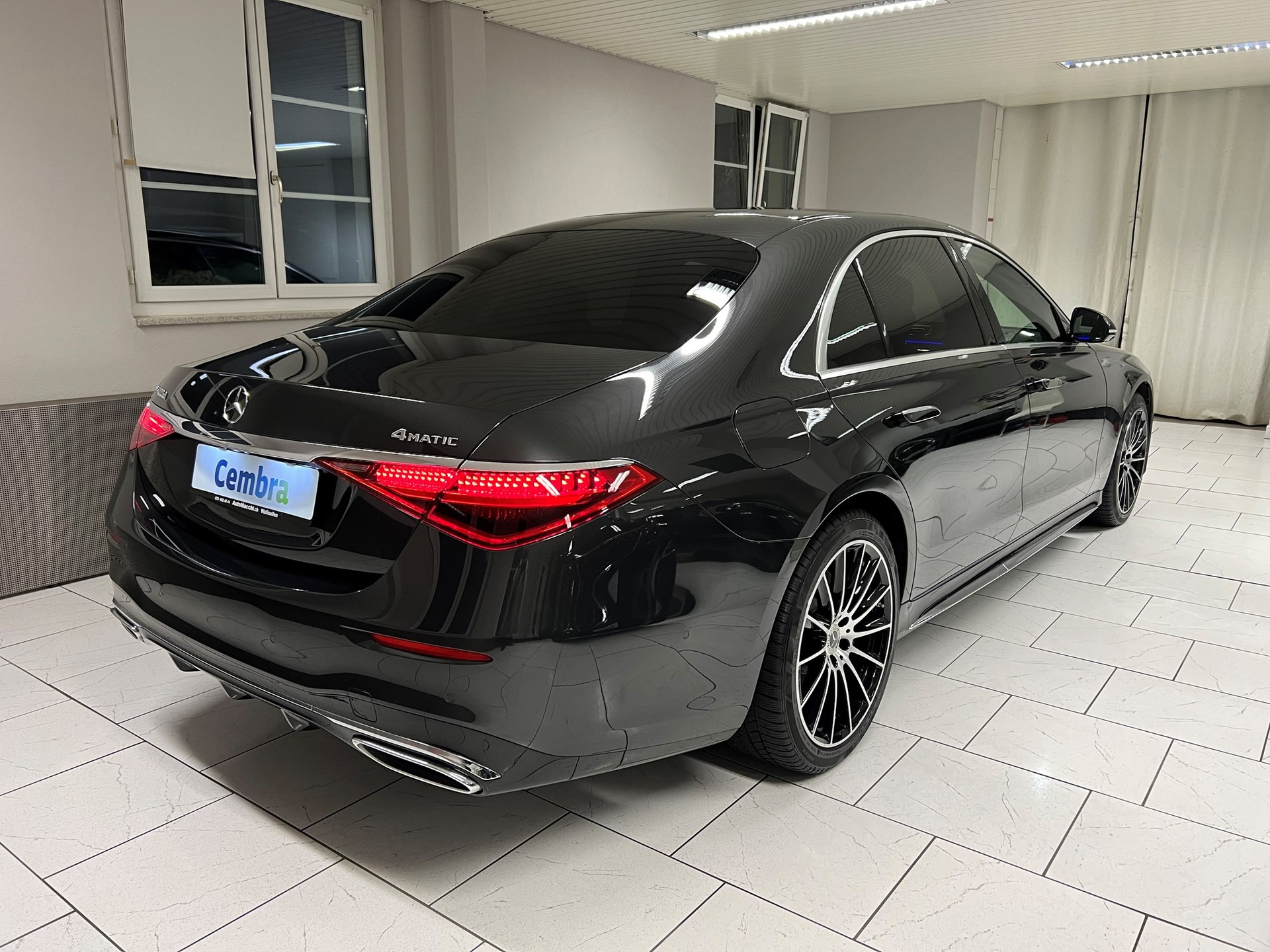 MERCEDES-BENZ S 400 d Lang 4Matic AMG Line 9G-Tronic-image-5