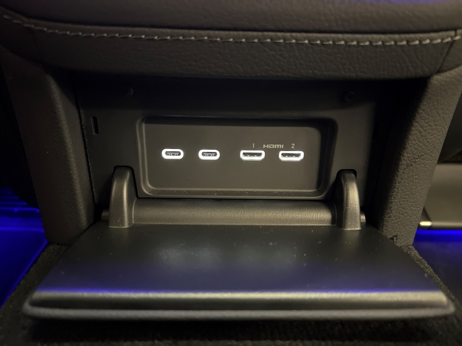 MERCEDES-BENZ S 400 d Lang 4Matic AMG Line 9G-Tronic-image-28