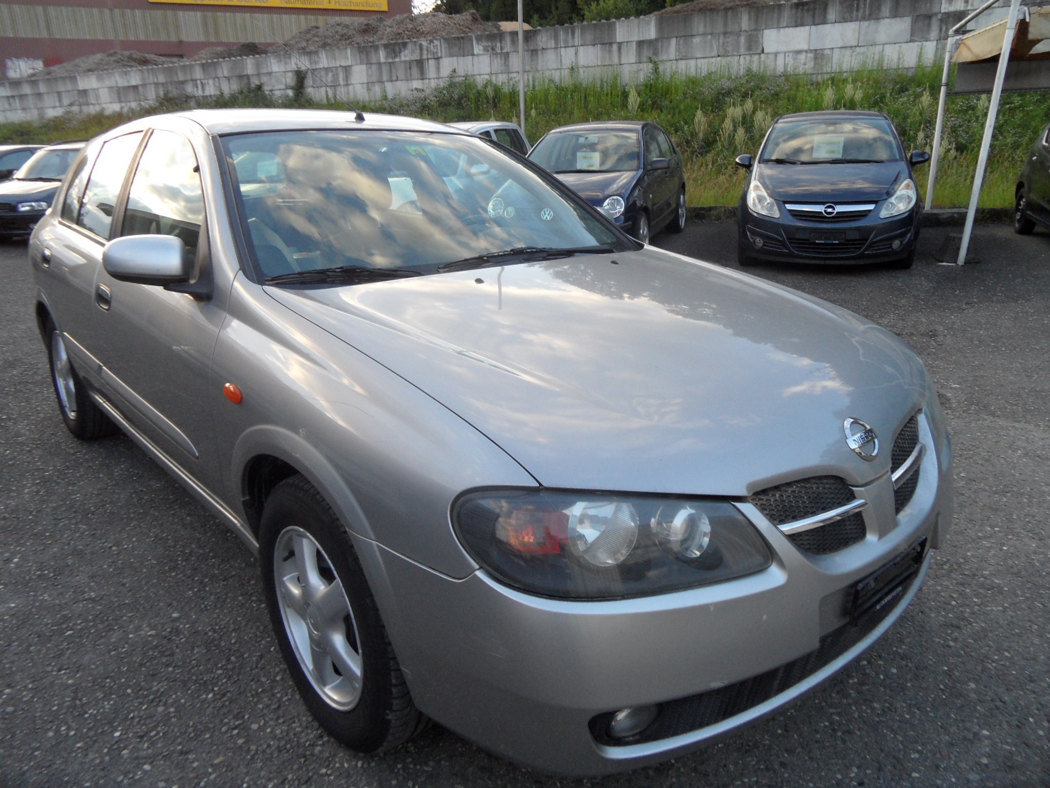 NISSAN Almera (Limousine)