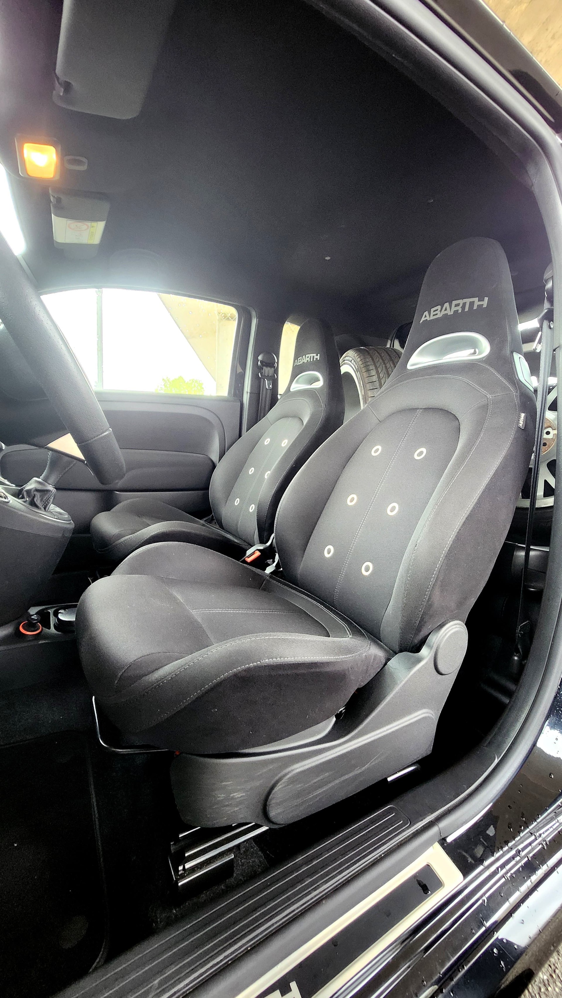 FIAT 595 1.4 16V Turbo Abarth-image-5