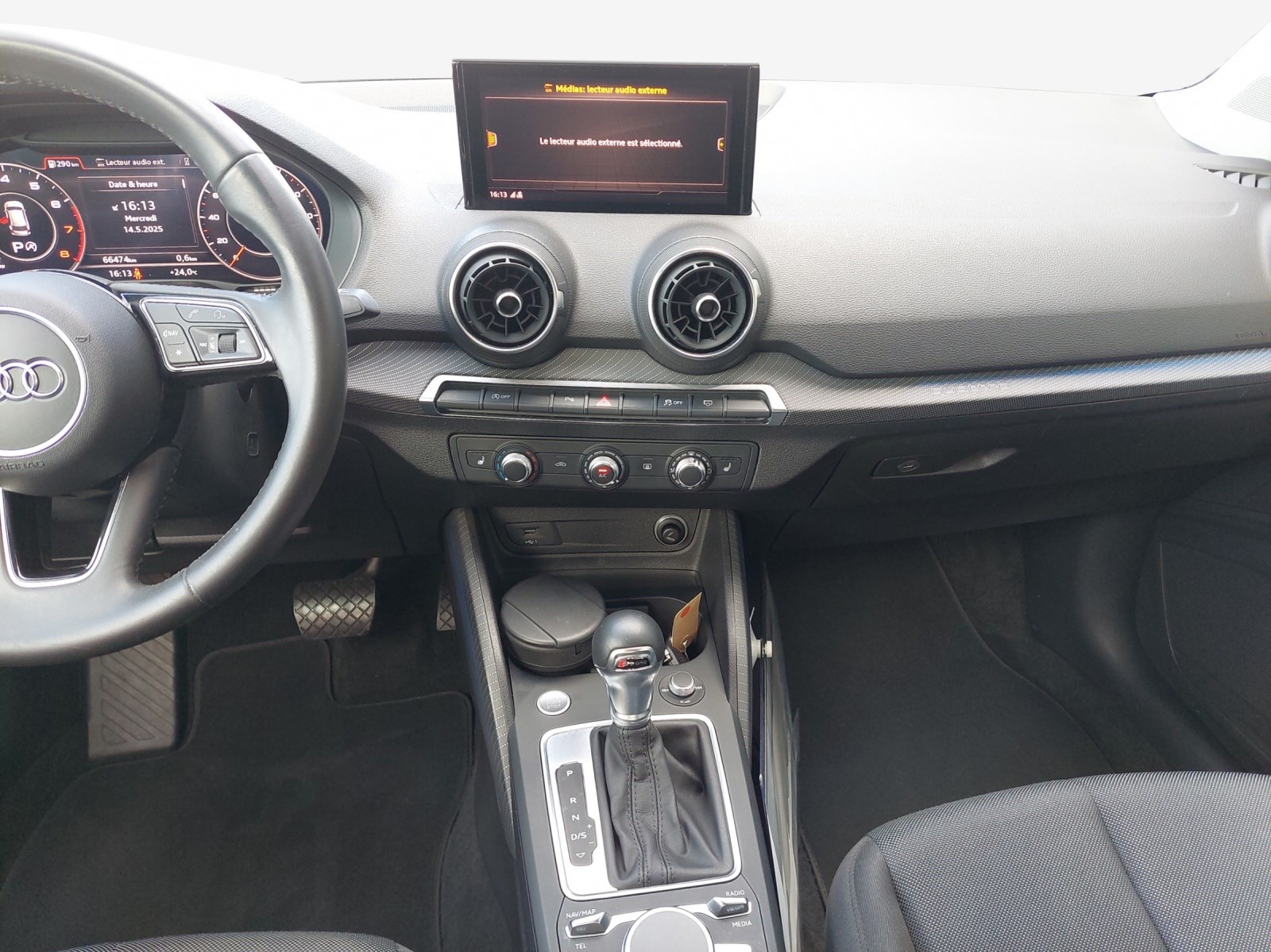 AUDI Q2 40 TFSI Attraction quattro S-tronic-image-10