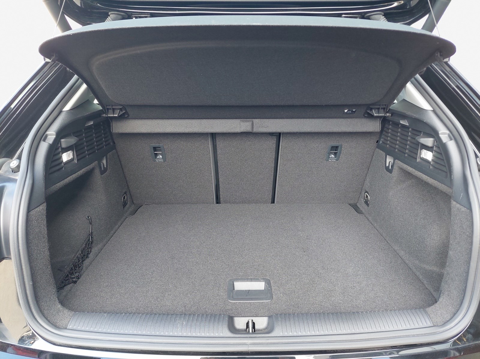 AUDI Q2 40 TFSI Attraction quattro S-tronic-image-12