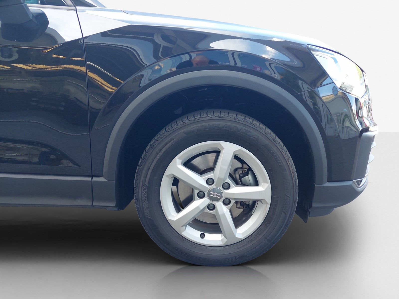AUDI Q2 40 TFSI Attraction quattro S-tronic-image-13