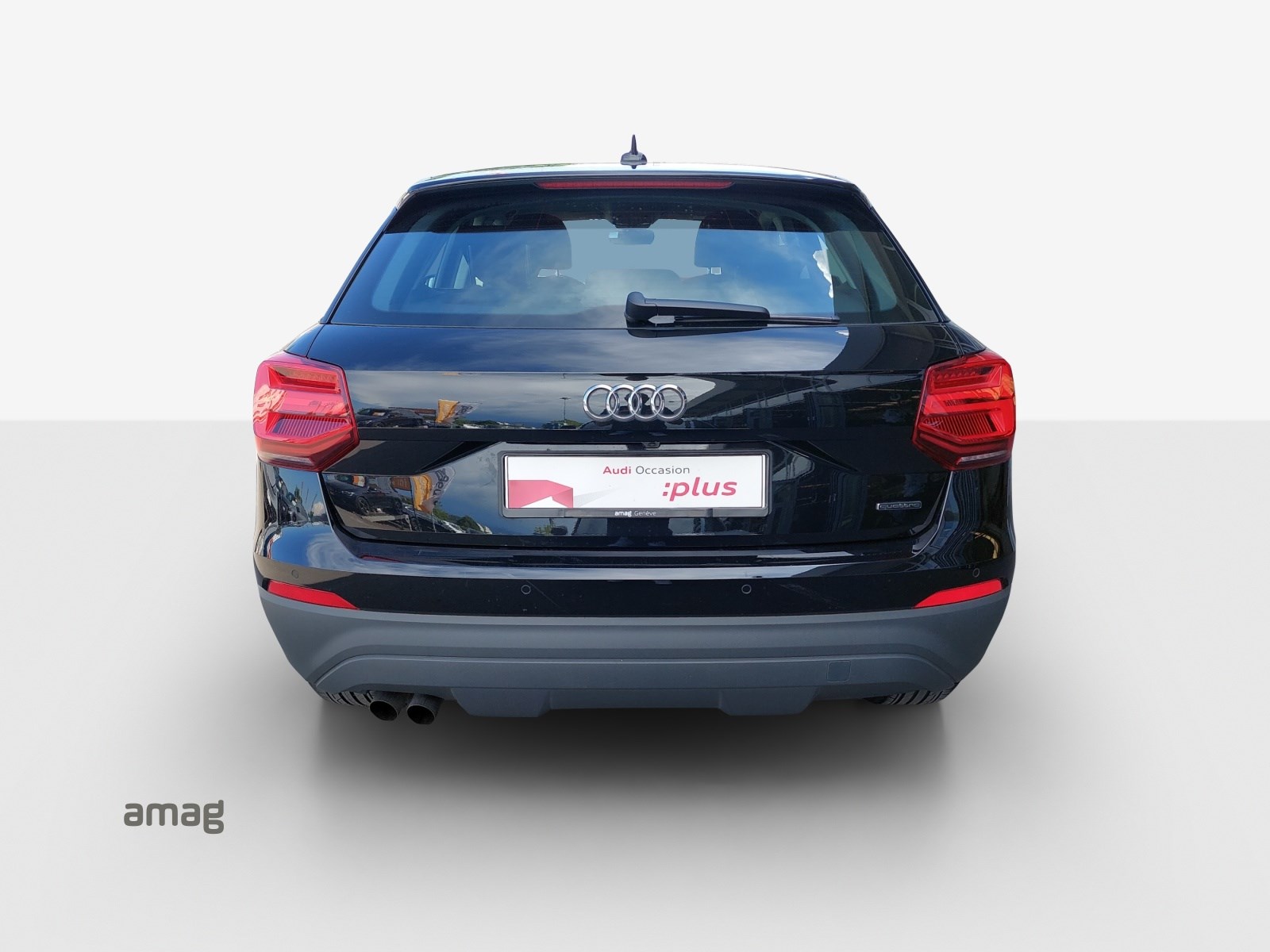 AUDI Q2 40 TFSI Attraction quattro S-tronic-showroom-element-3