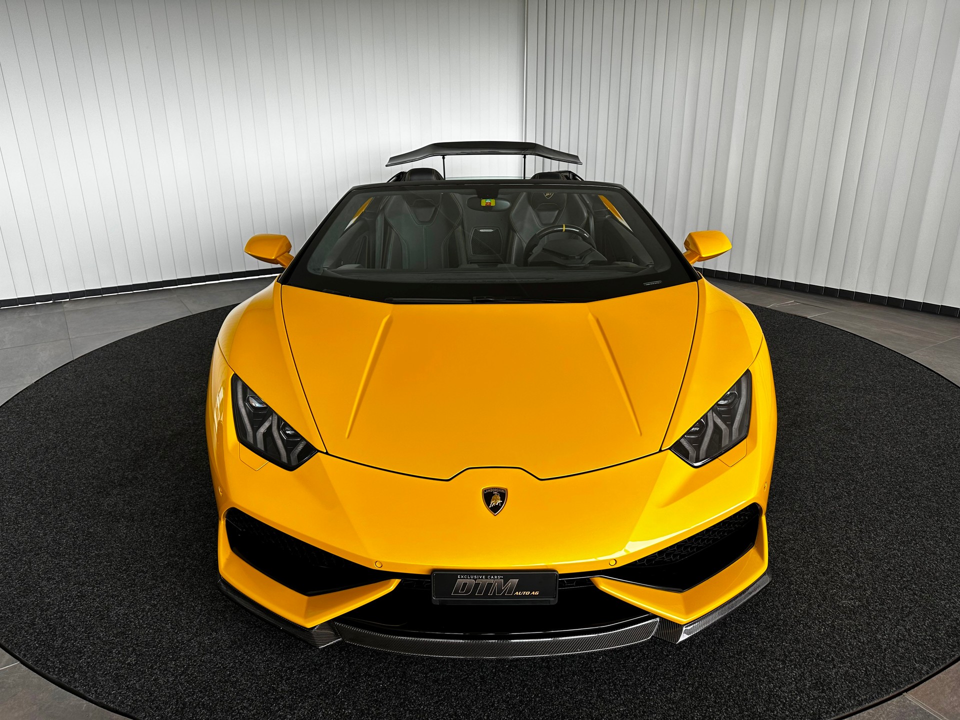 LAMBORGHINI Huracan LP610-4 Spyder-showroom-element-1