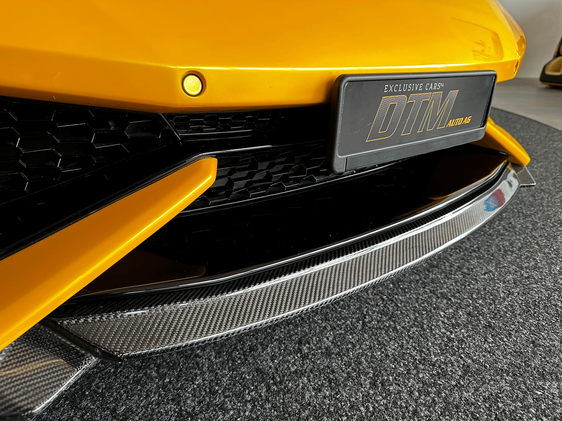 LAMBORGHINI Huracan LP610-4 Spyder-showroom-element-2