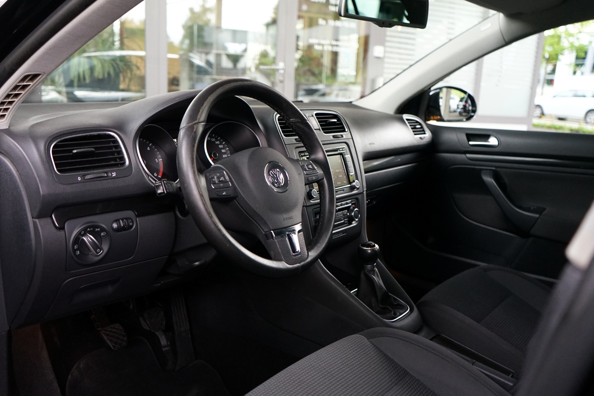 VW Golf Variant 1.6 TDI Comfortline-showroom-element-3