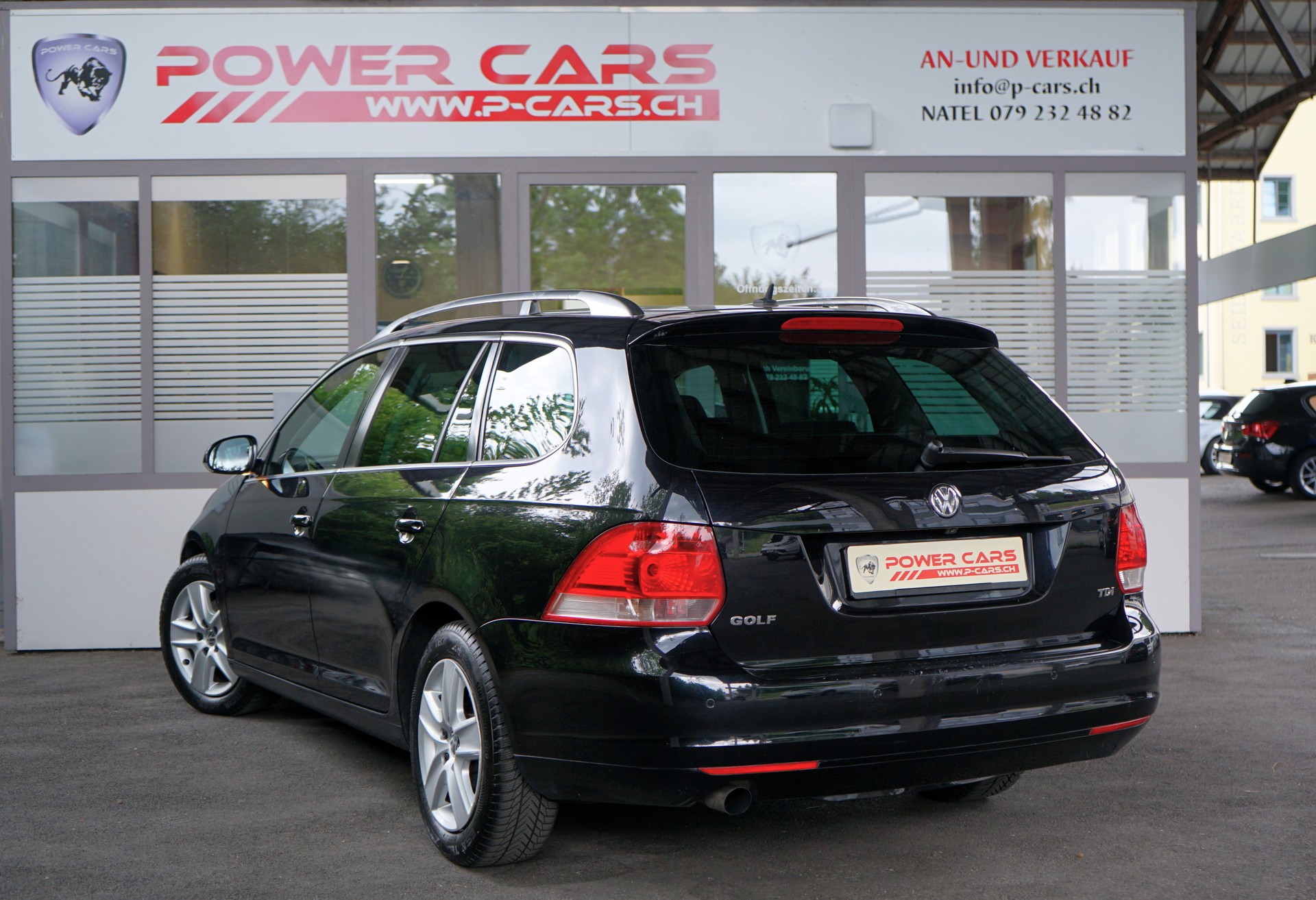 VW Golf Variant 1.6 TDI Comfortline-showroom-element-1