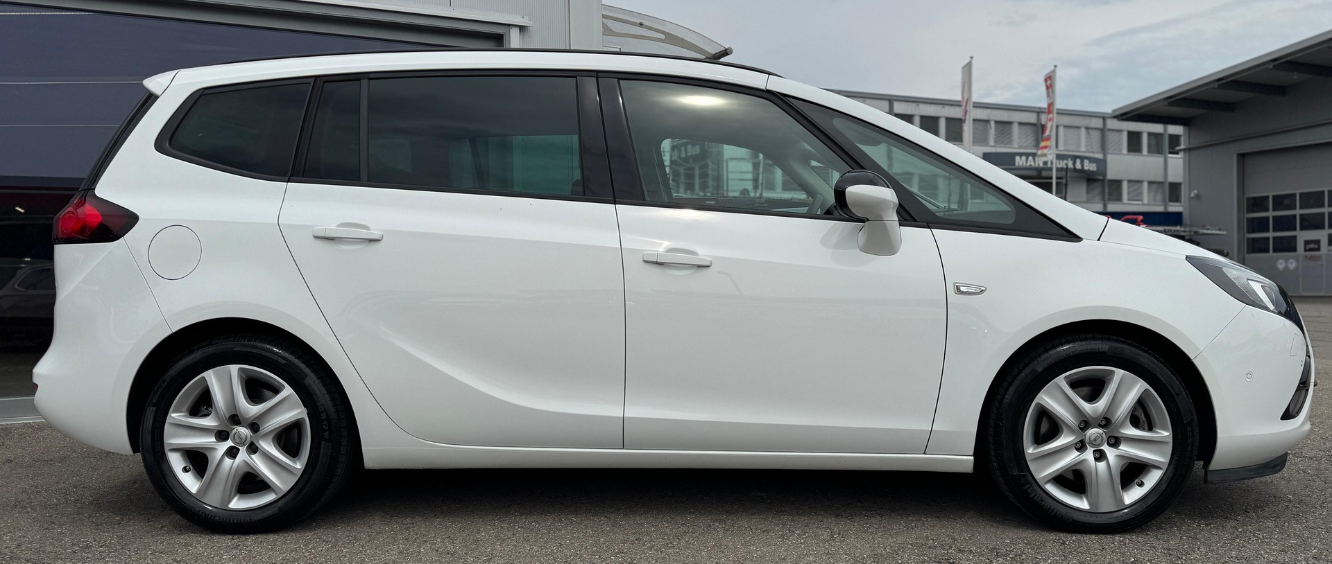 OPEL Zafira Tourer 1.6T eTEC Drive S/S-showroom-element-3