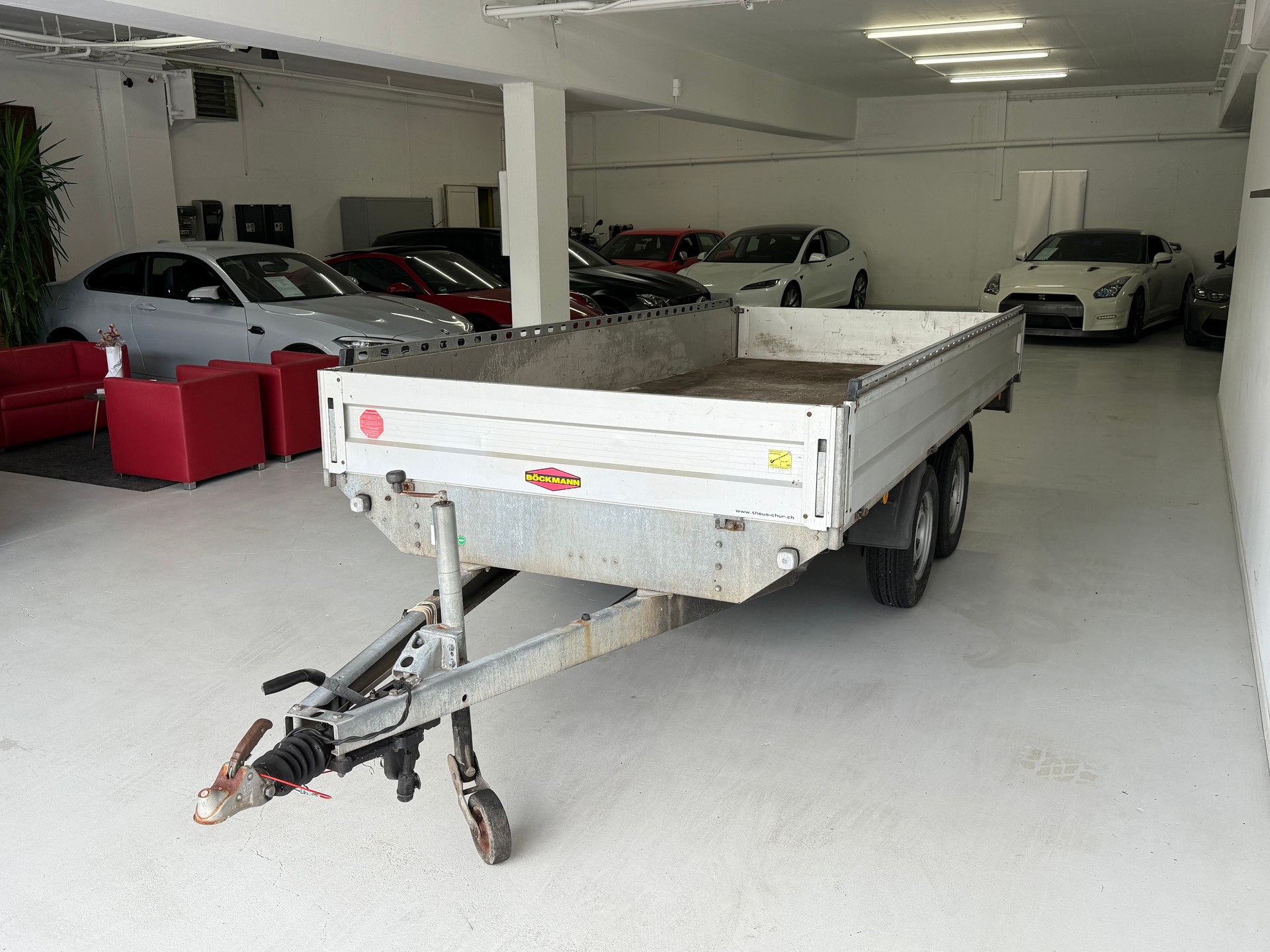 BÖCKMANN Sachentransporter-showroom-element-2