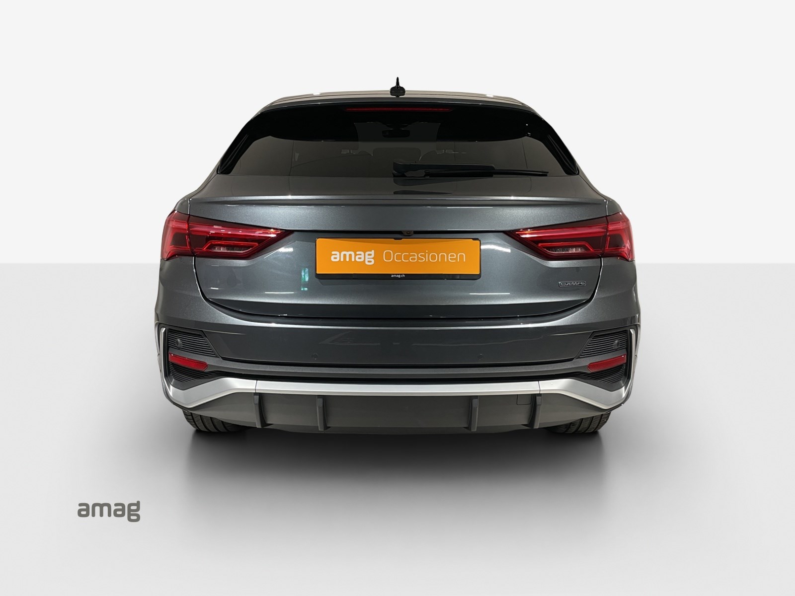 AUDI Q3 Sportback 40 TDI S line quattro-showroom-element-3