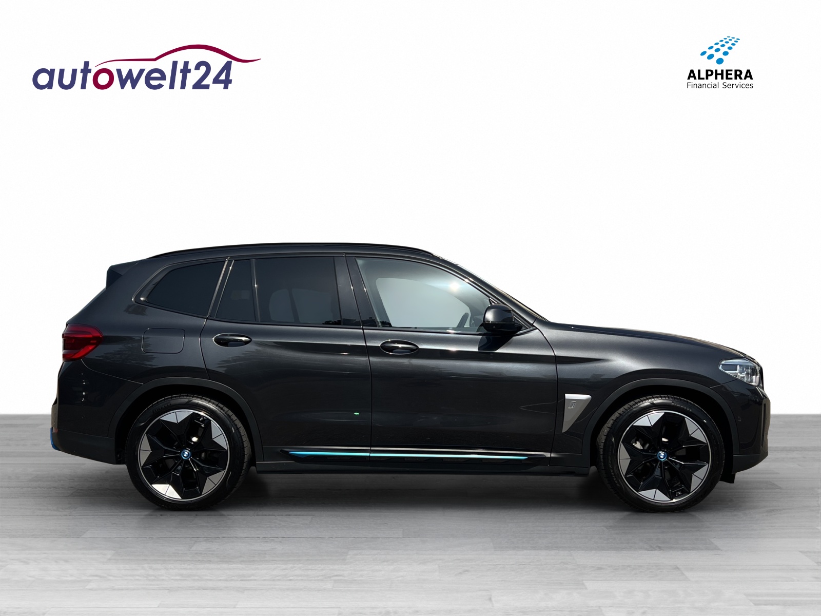 BMW iX3 FIRST EDITION ONE OF 100-showroom-element-3