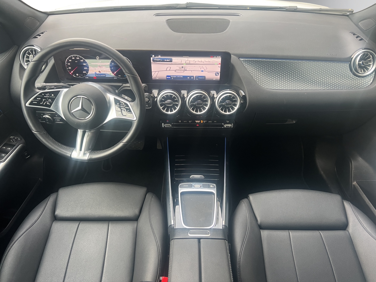 Image MERCEDES-BENZ GLA-200 GLA 200 7G-DCT