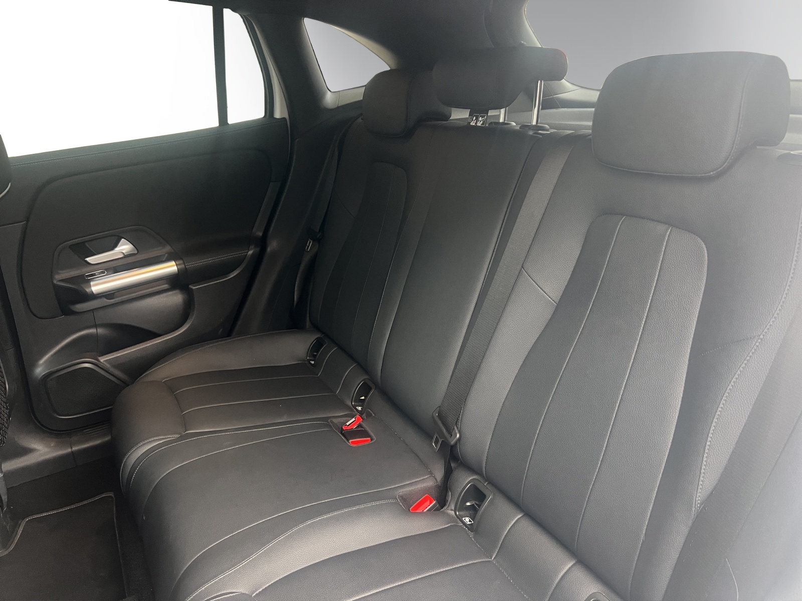 Image MERCEDES-BENZ GLA-200 GLA 200 7G-DCT