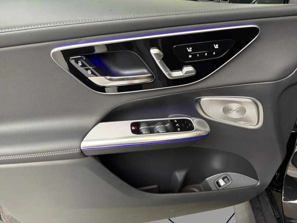 Image MERCEDES-BENZ GLC-300 GLC 300 de 4Matic EQ Star 9G-Tronic