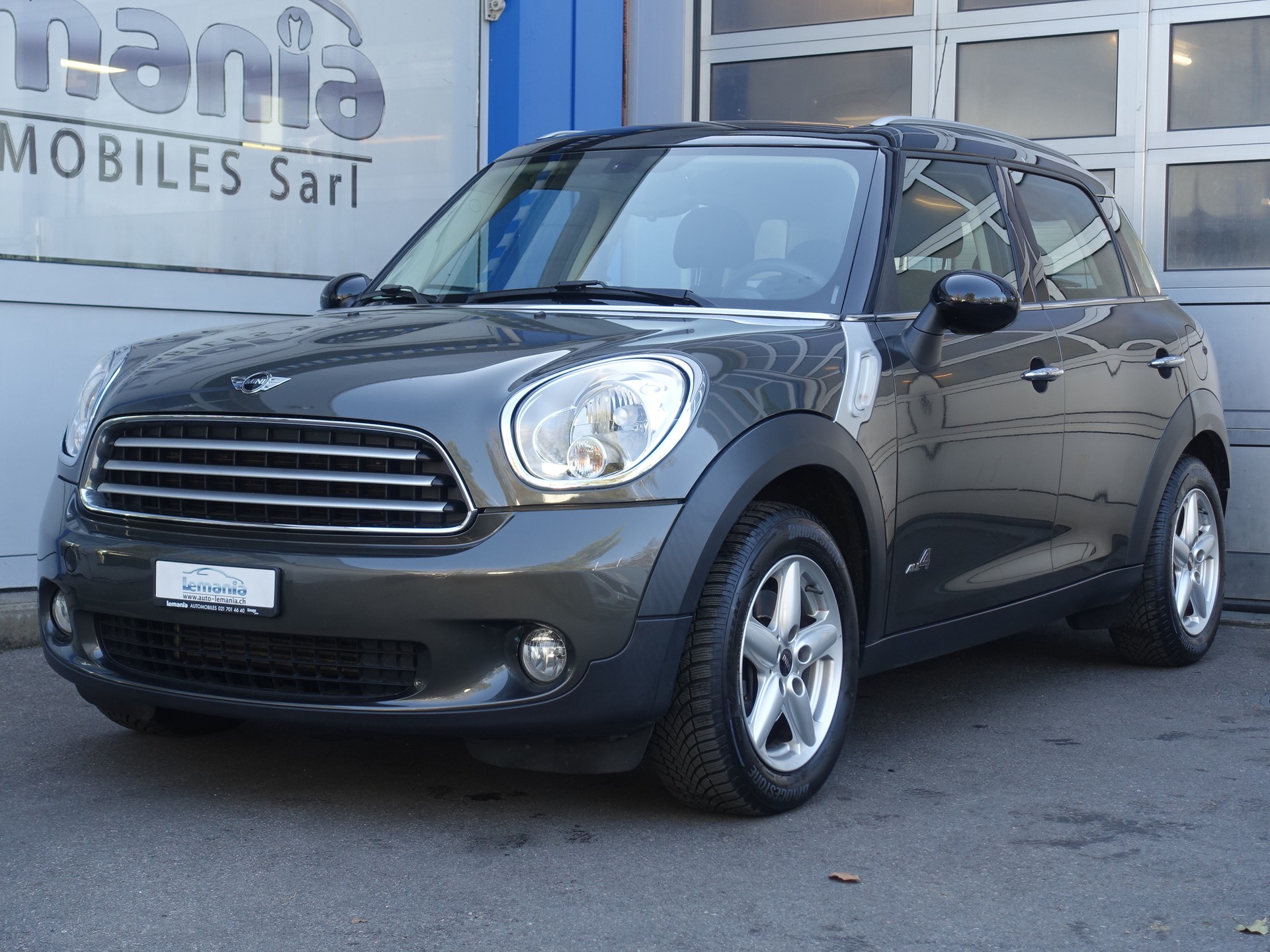 MINI Countryman Cooper D ALL4 Steptronic Snowhill-showroom-element-1