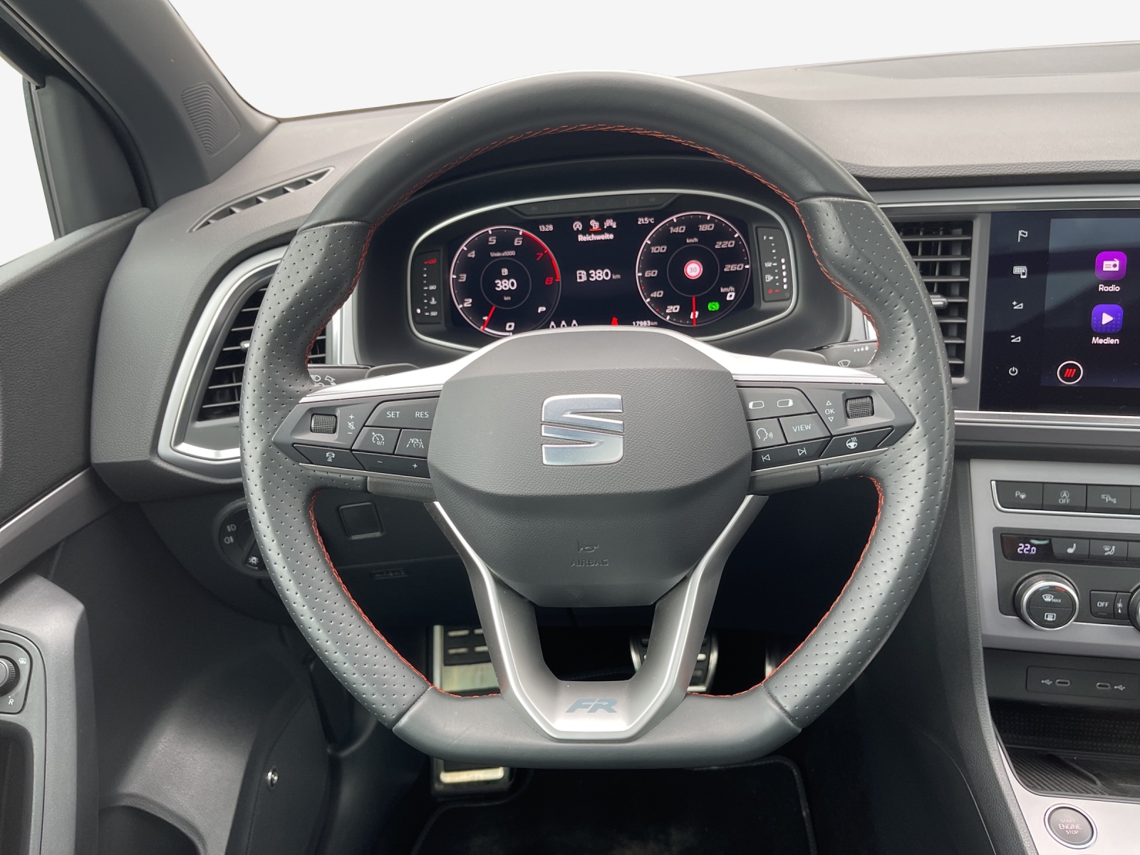 SEAT Ateca 2.0 TSI Hola FR 4Drive DSG-image-9