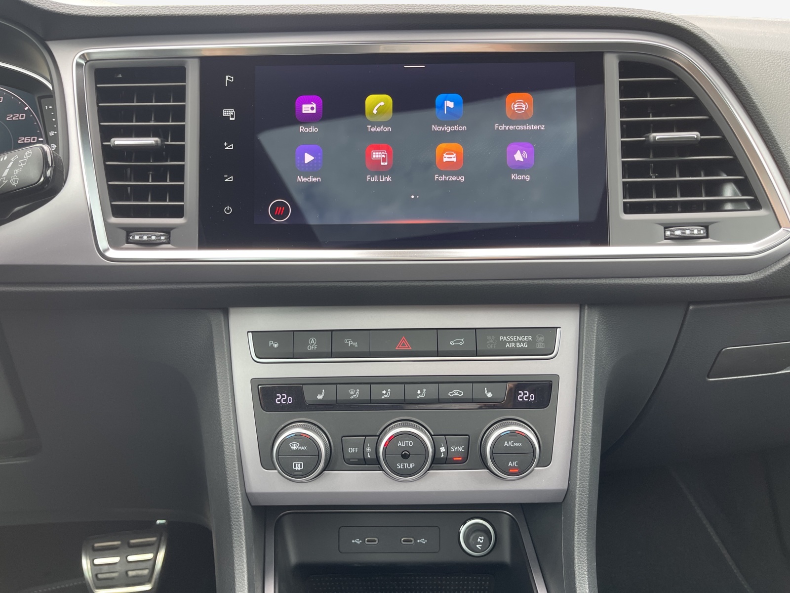 SEAT Ateca 2.0 TSI Hola FR 4Drive DSG-image-10