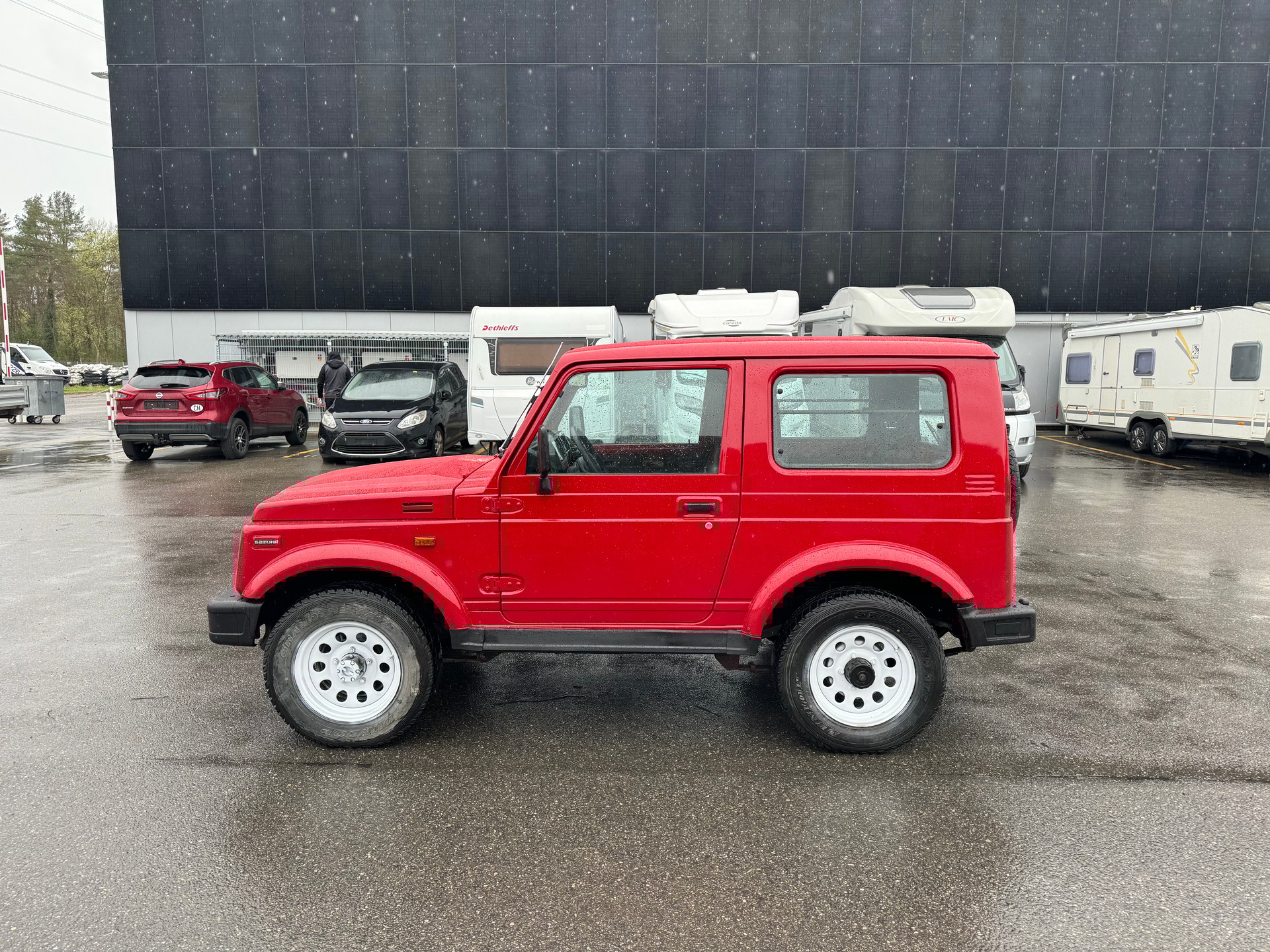 Parking Suzuki Sj 400 Suzuki Samurai Sj 413 Usato Suzuki Sj 413