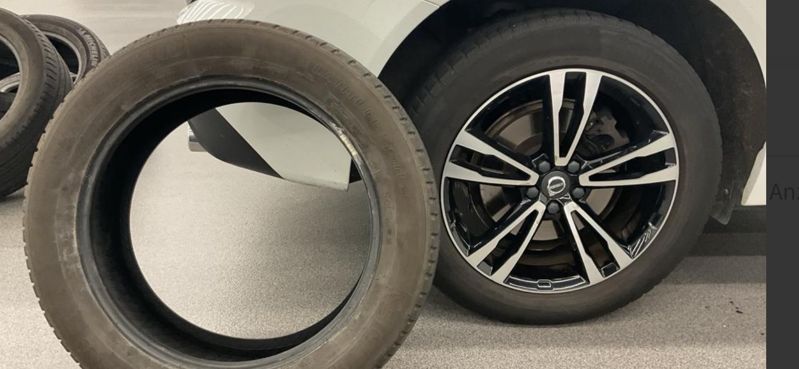 VOLVO XC60 D4 AWD R-Design Geartronic-image-2