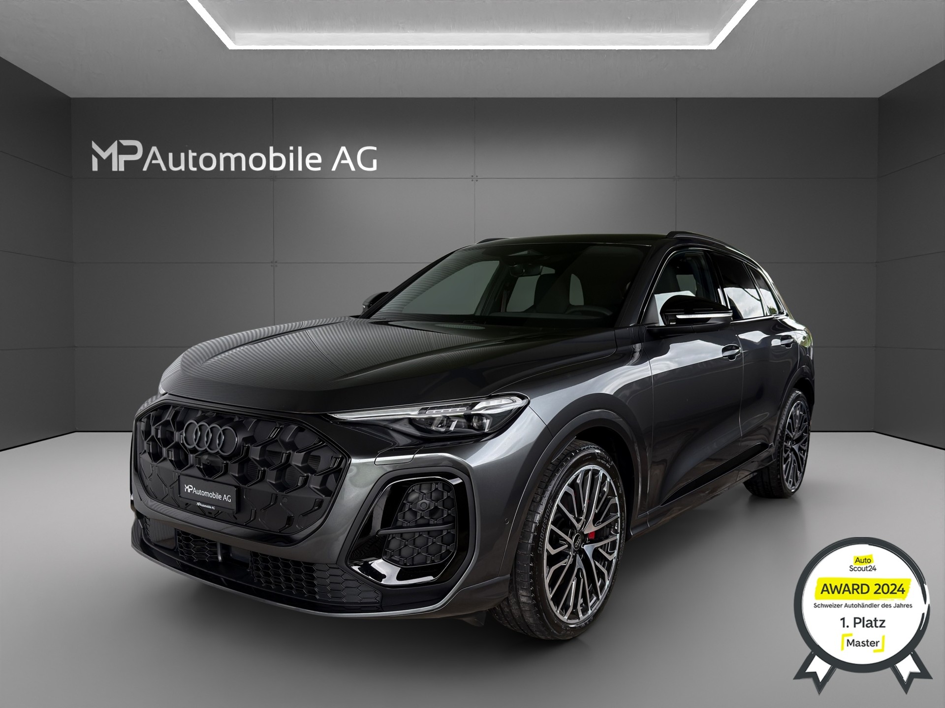 AUDI SQ5 TFSI quattro S-tronic