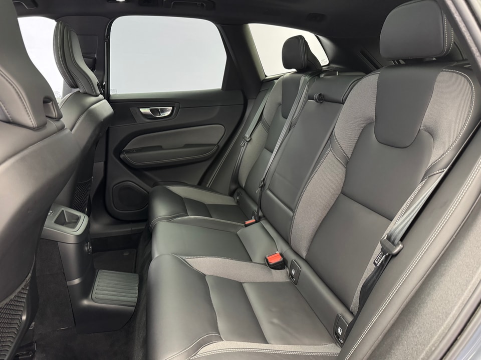 XC60 2.0 T6 TE Plus Dark eAWD