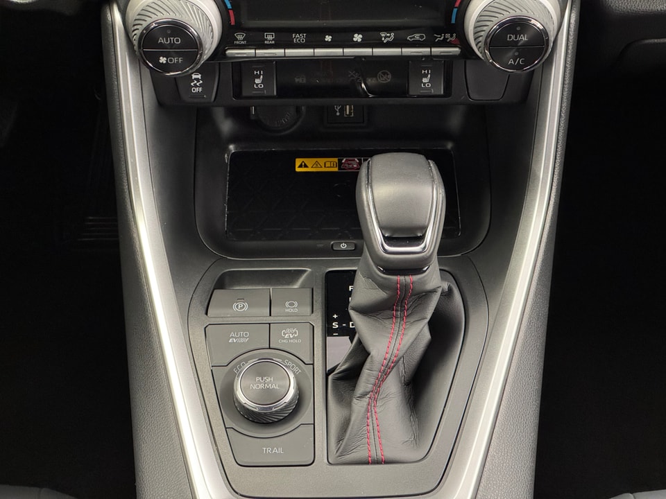 RAV4 Plug-in Hybrid 2.5 Premium AWD-i