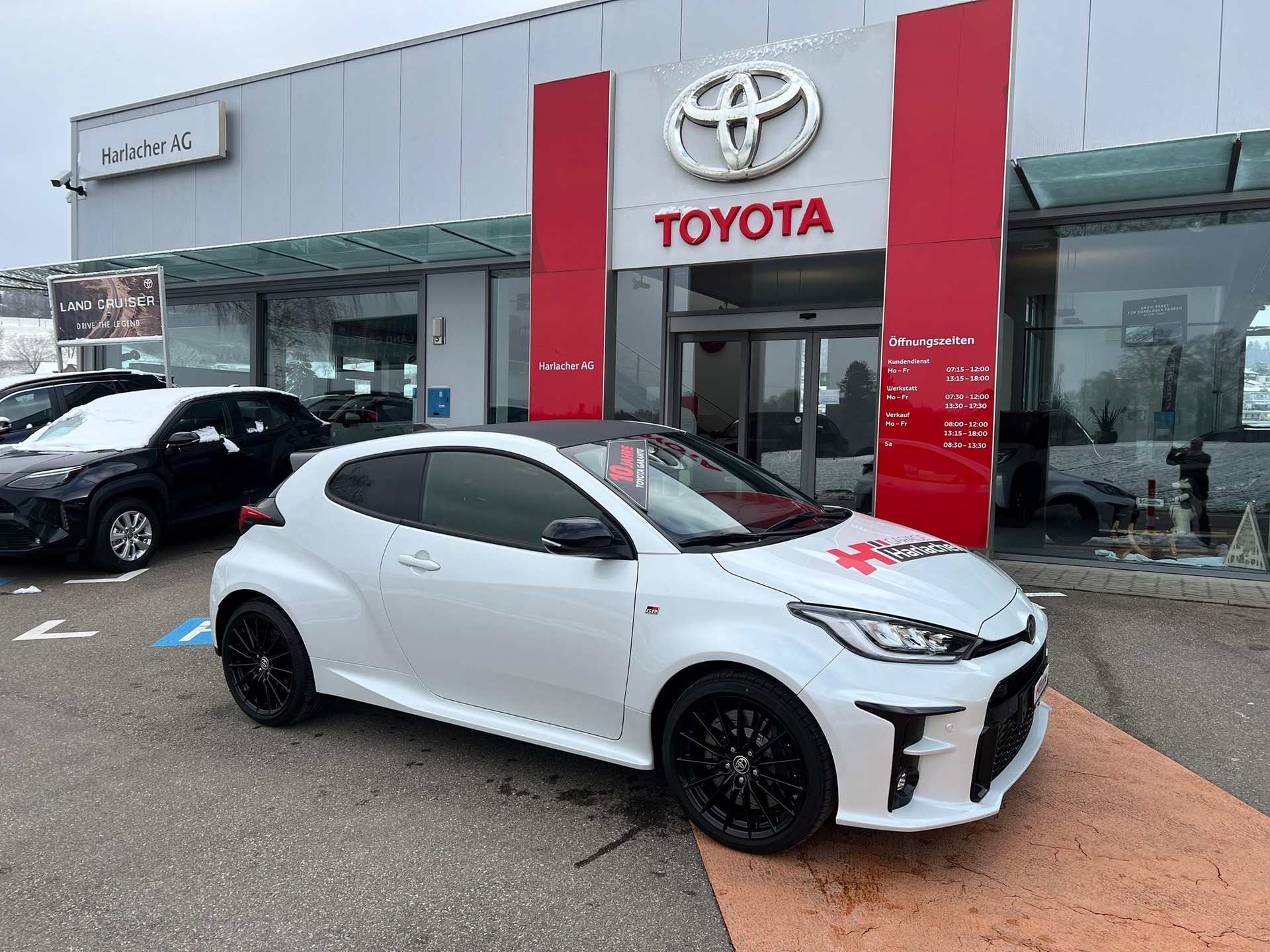 TOYOTA Yaris 1.6 GR Sport