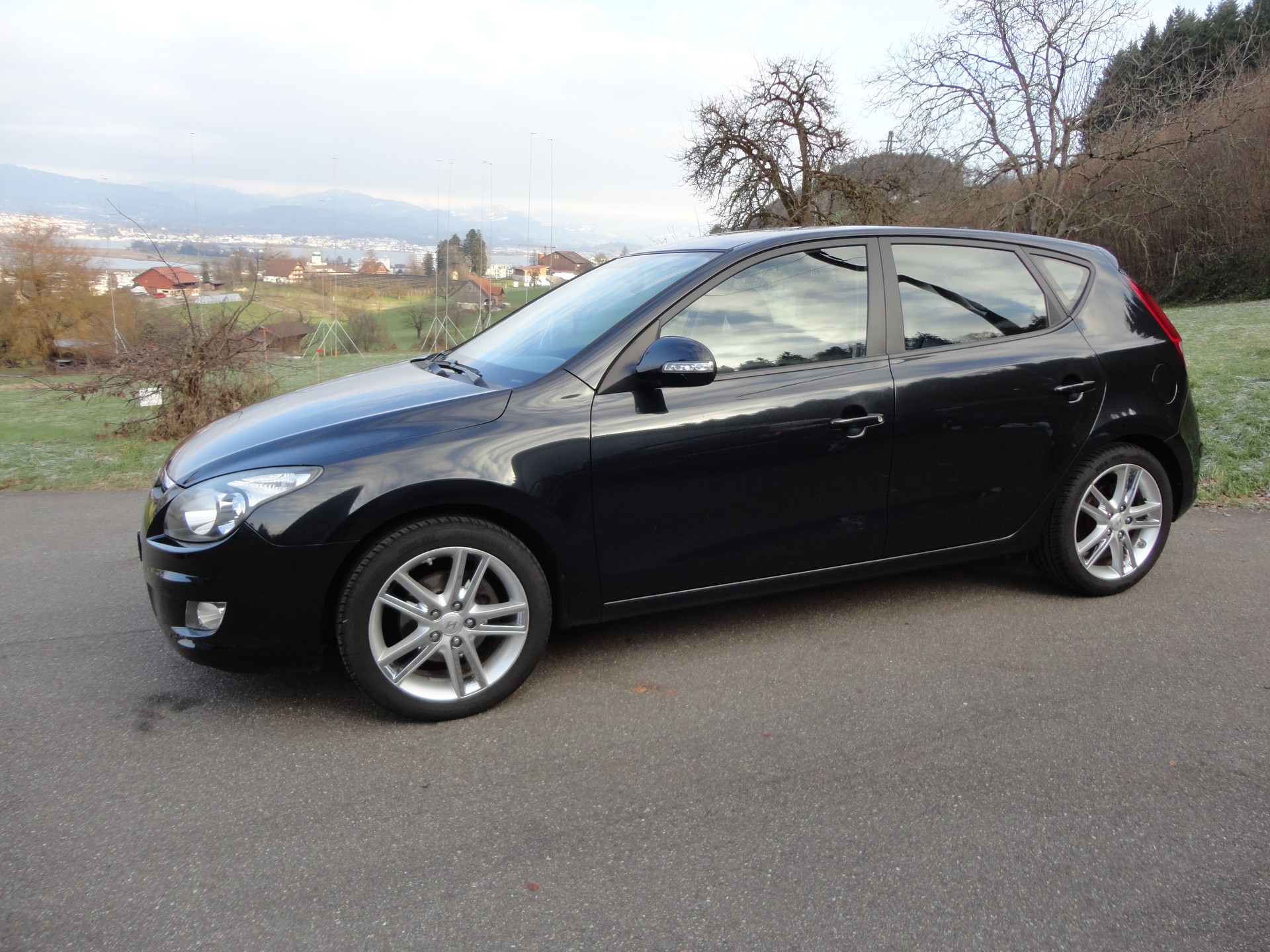 HYUNDAI i30 2.0 Premium