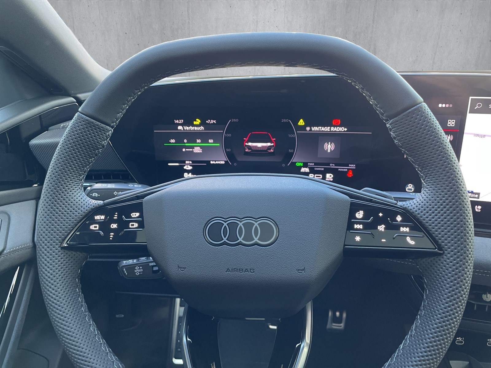 AUDI S6 Avant e-tron quattro-image-10