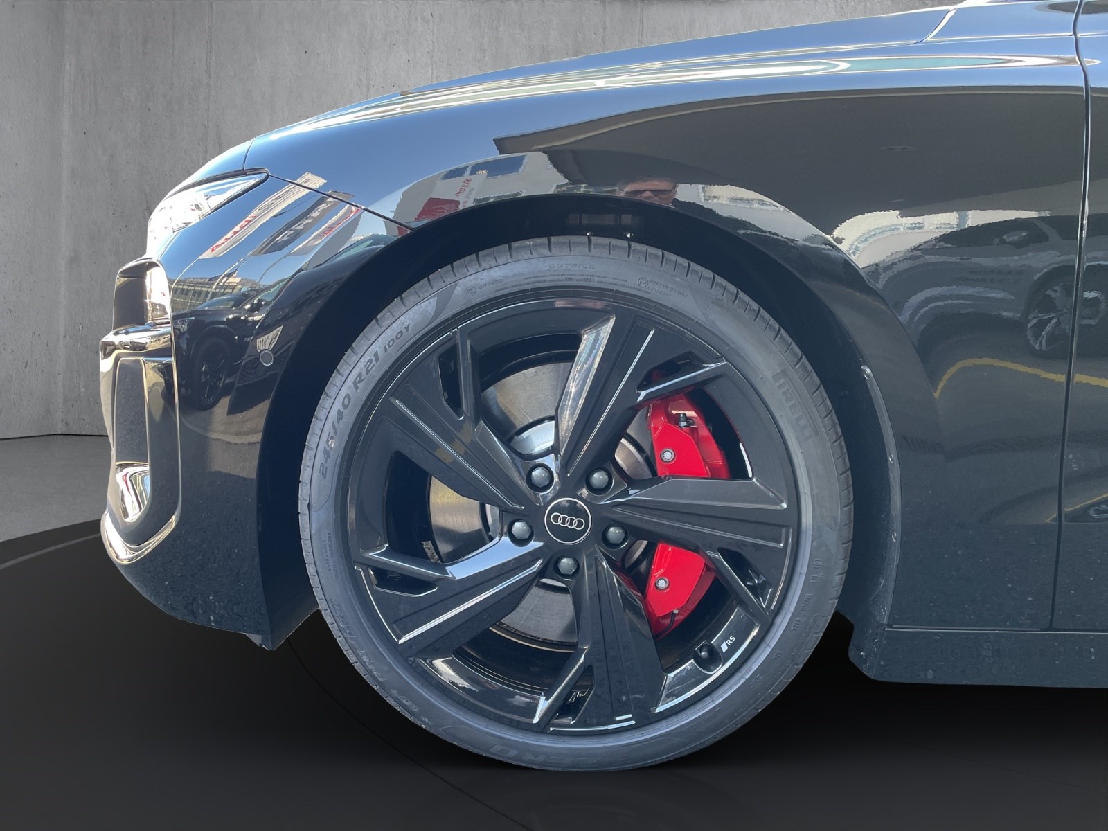AUDI S6 Avant e-tron quattro-image-15