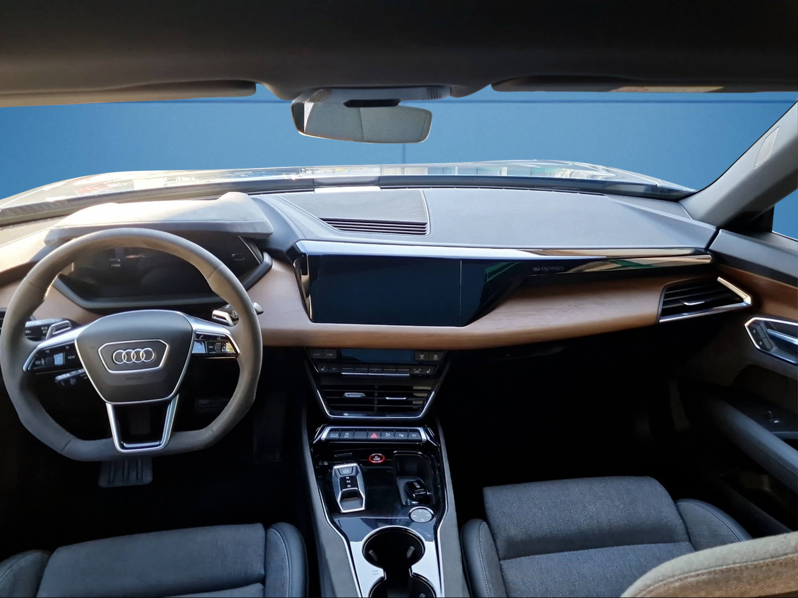 AUDI e-tron GT quattro-image-9