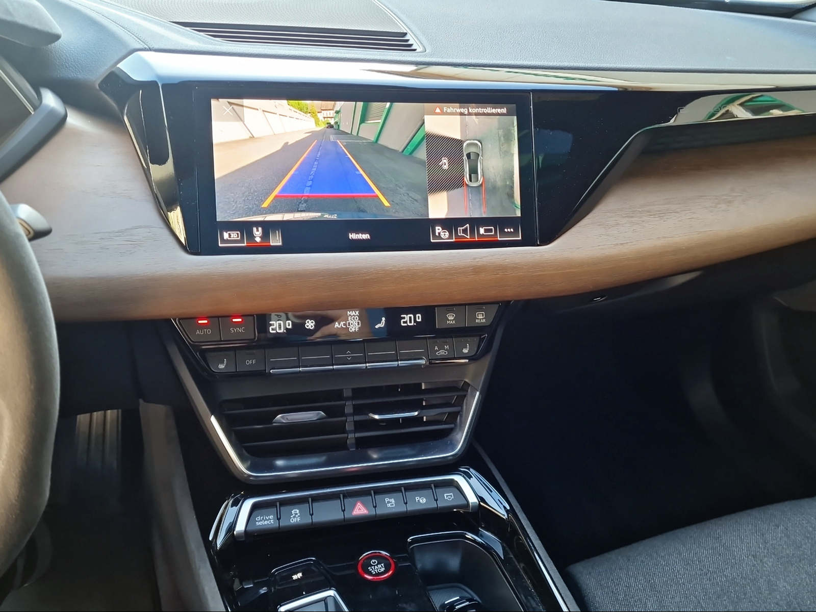 AUDI e-tron GT quattro-image-14