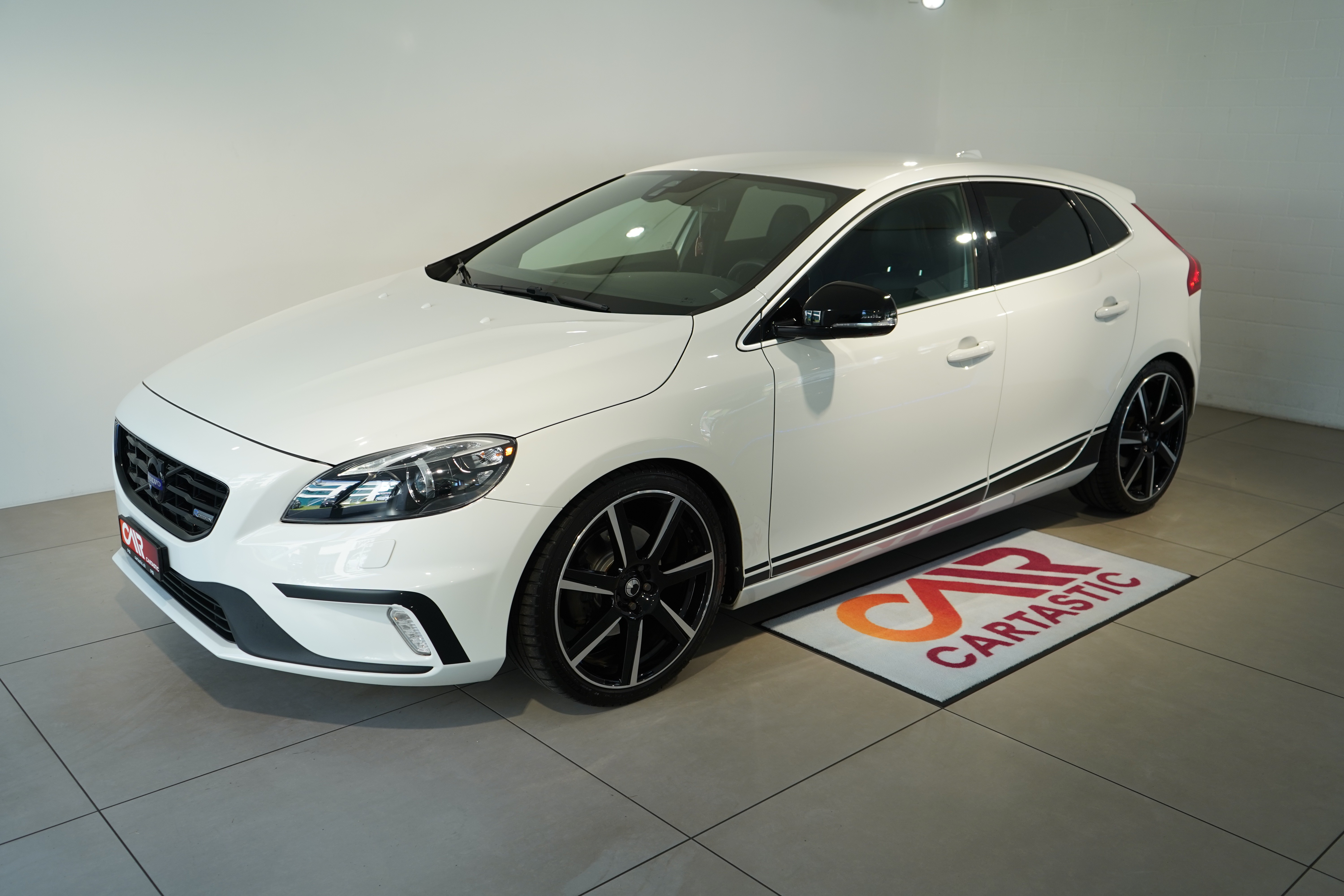 VOLVO V40 Sport 200 (Limousine)