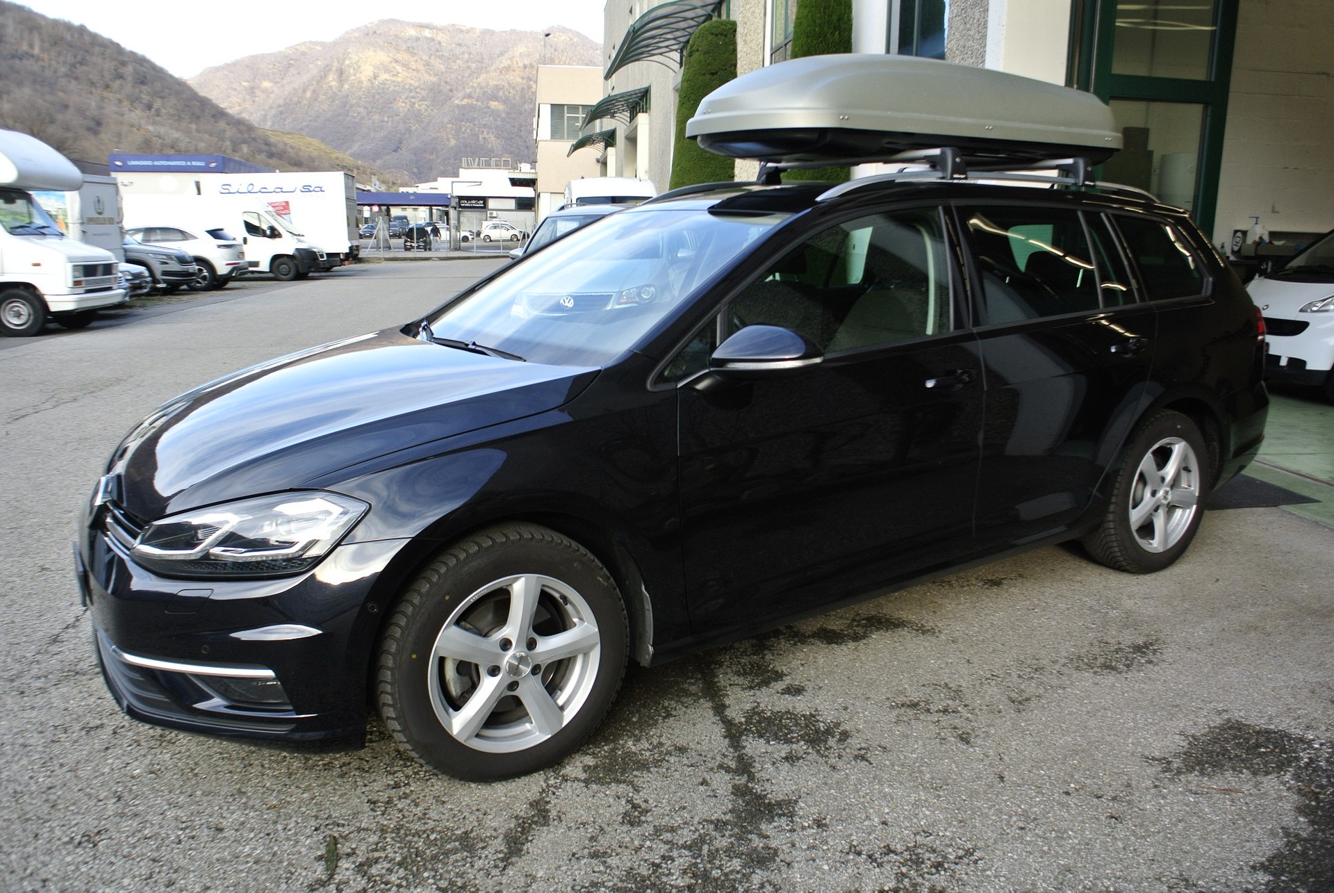 VW Golf Variant 1.5 TSI EVO Comfortline DSG-image-25