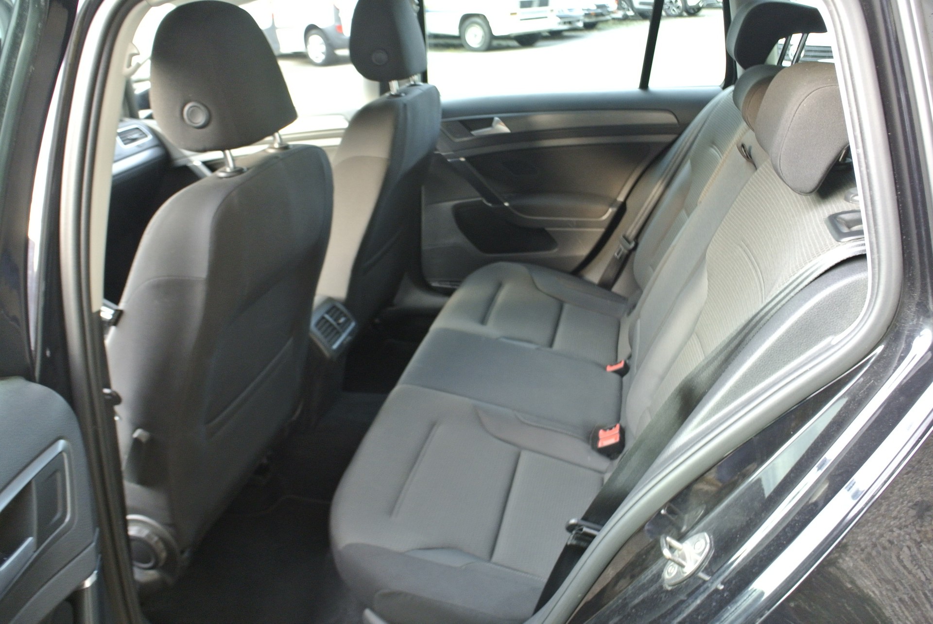 VW Golf Variant 1.5 TSI EVO Comfortline DSG-image-14