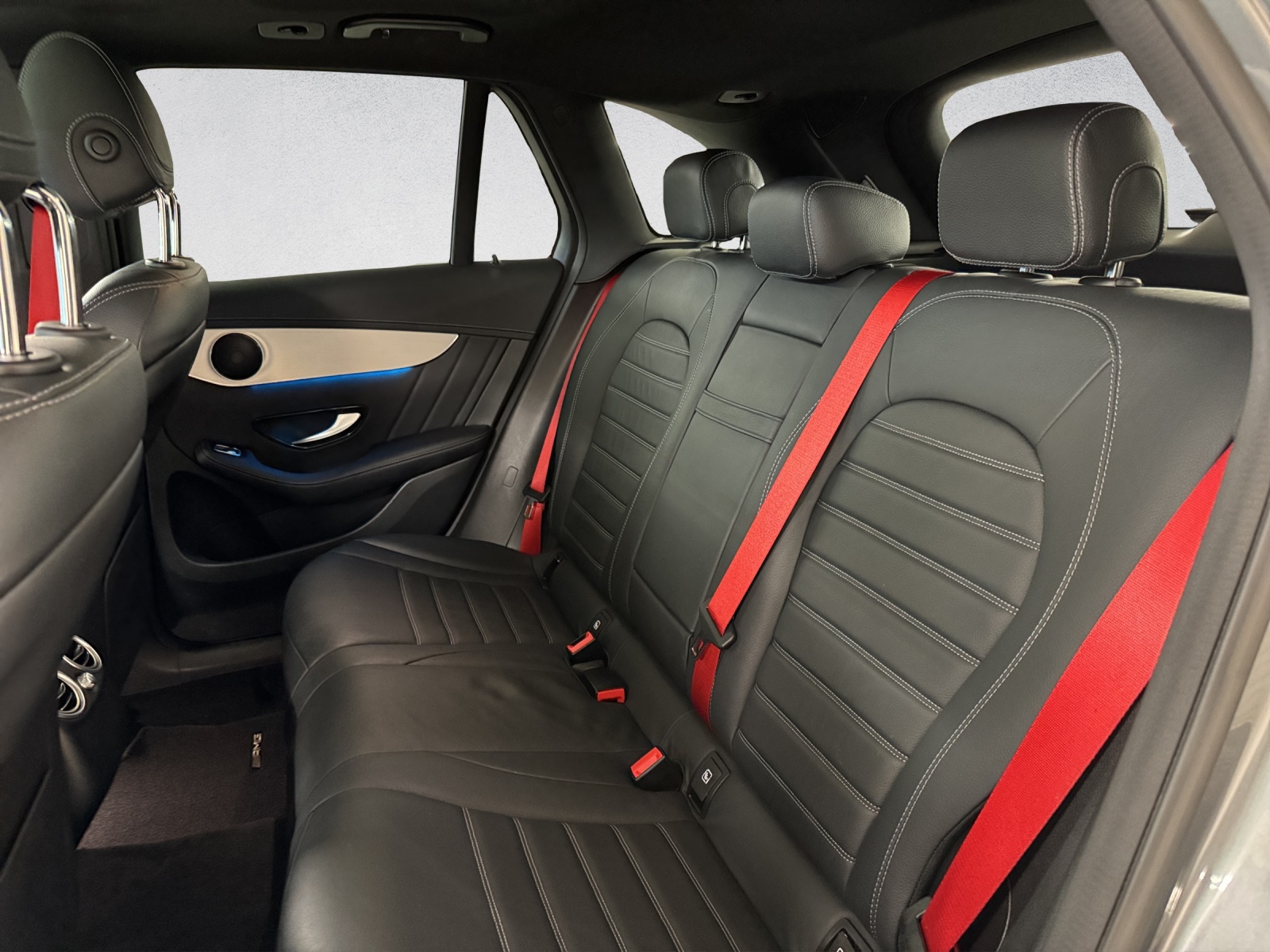 MERCEDES-BENZ GLC 43 AMG 4Matic 9G-Tronic-image-11