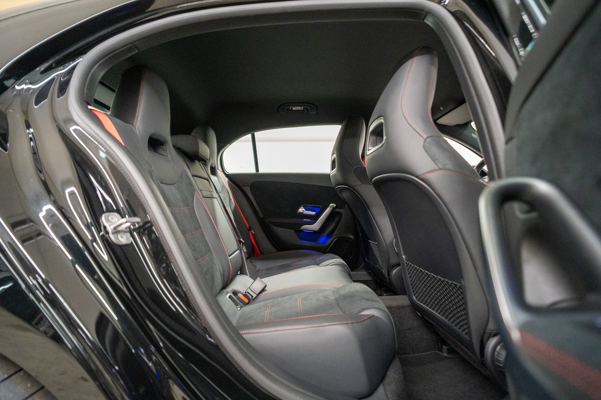 MERCEDES-BENZ A 35 AMG 4matic *FACELIFT*-image-13