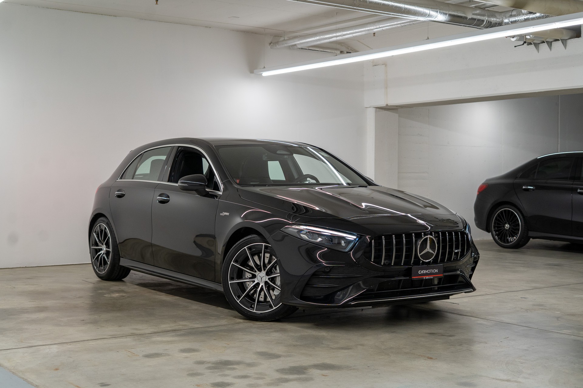 MERCEDES-BENZ A 35 AMG 4matic *FACELIFT*-showroom-element-2