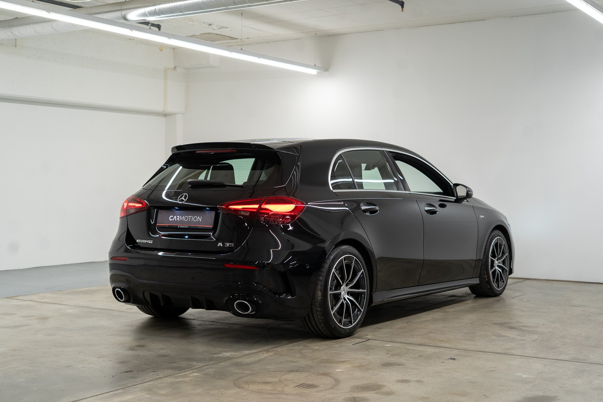 MERCEDES-BENZ A 35 AMG 4matic *FACELIFT*-showroom-element-3