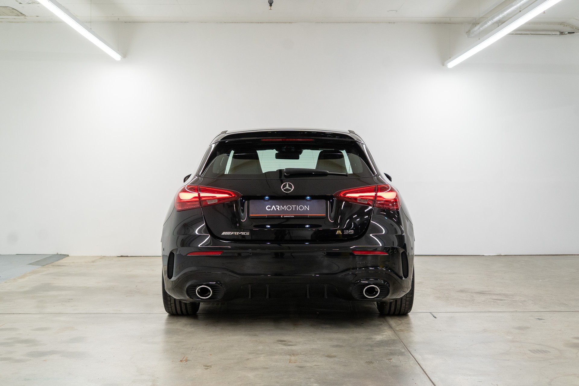 MERCEDES-BENZ A 35 AMG 4matic *FACELIFT*-image-4